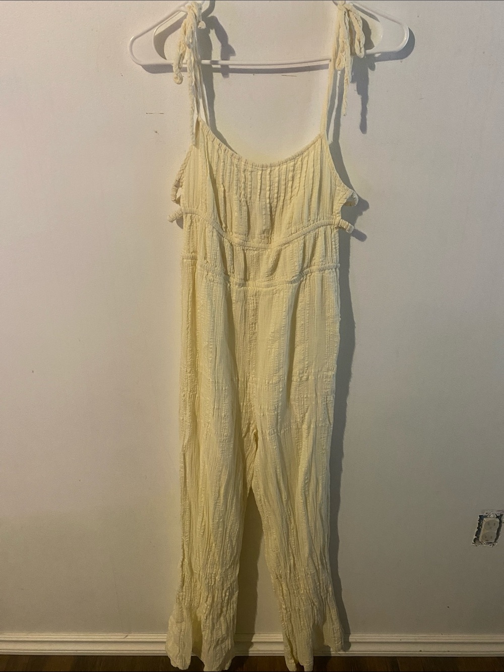 Cream coloured Tie-Strap Textured Jumpsuit